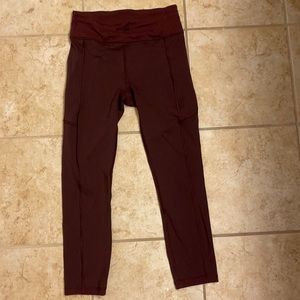 Lululemon Tight 23” Merlot Size 6